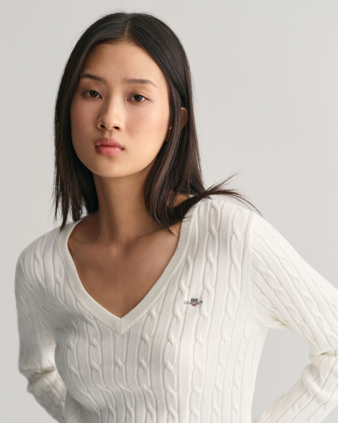 Stretch Cotton Cable V-Neck Eggshell