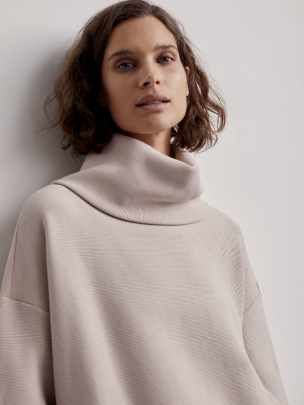 The Milton is a beautifully oversized sweat, crafted in the bestselling Ottoman rib.